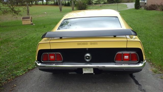 1971 Yellow Ford Mustang Fastback