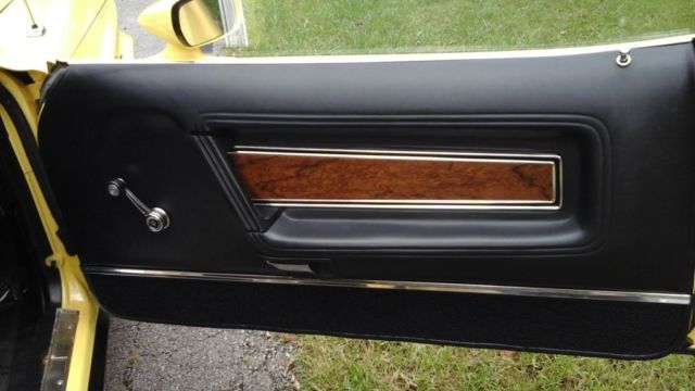 1971 Yellow Ford Mustang Fastback