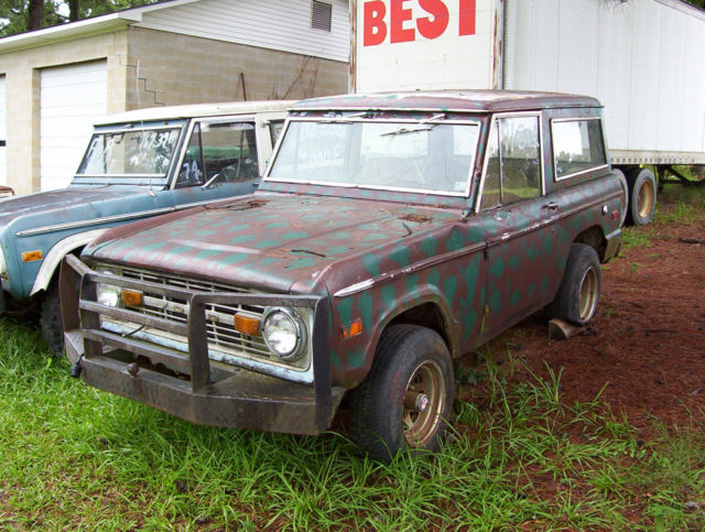 1971 Ford Bronco Wagon