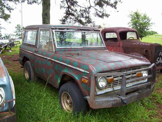 1971 Ford Bronco Wagon
