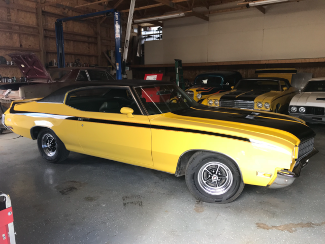 1971 Yellow Buick GS --