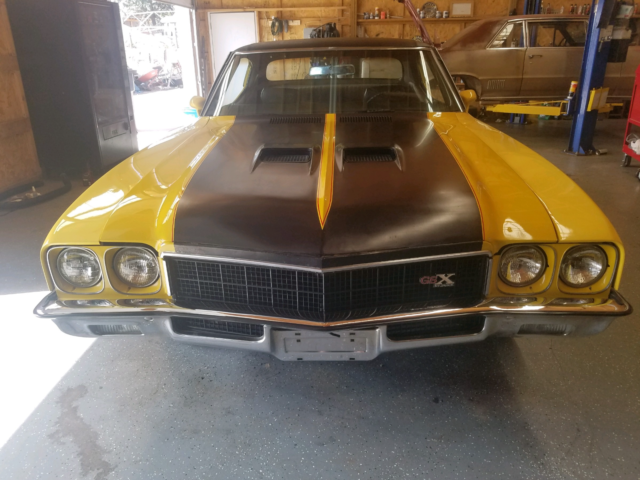 1971 Yellow Buick GS --