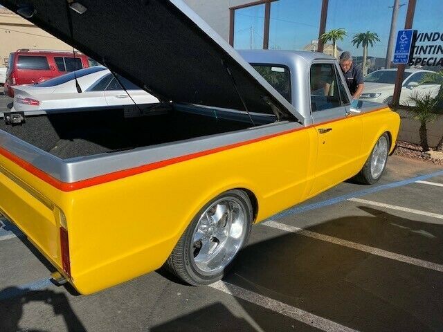 1971 Yellow Chevrolet C-10 Standard Cab Pickup