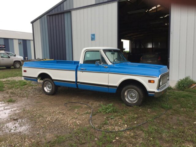 1971 2 Tone Blue & White Chevrolet C-10