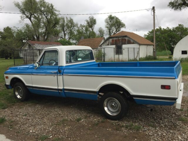 1971 2 Tone Blue & White Chevrolet C-10