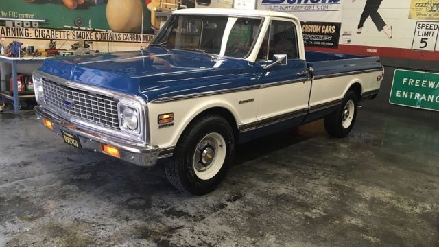 1971 blue and white Chevrolet C-10 Cab & Chassis