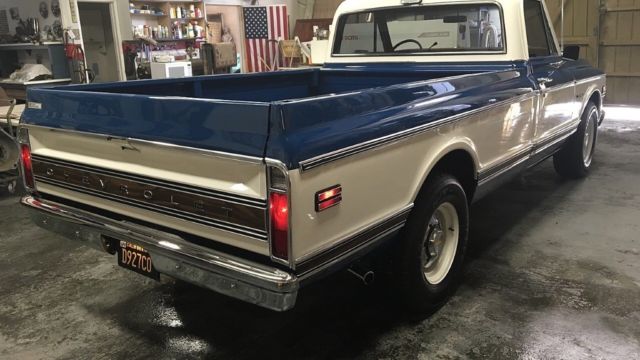 1971 blue and white Chevrolet C-10 Cab & Chassis