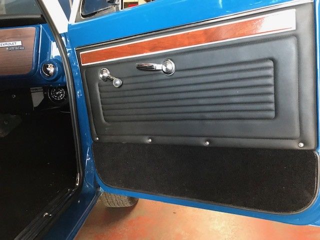 1971 blue and white Chevrolet C-10 Cab & Chassis