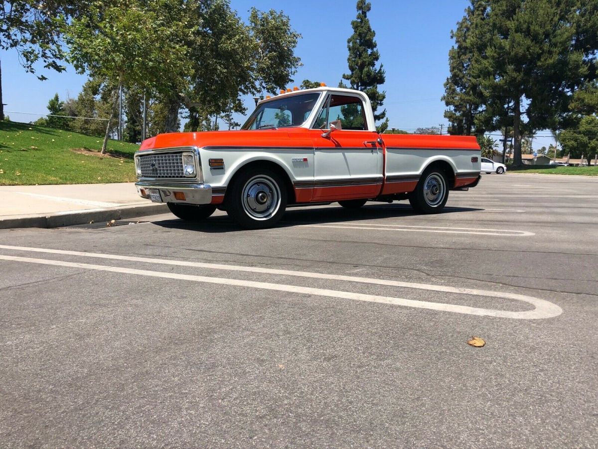 1971 Orange/White 2 Tone Chevrolet C-10 Standard Cab Pickup