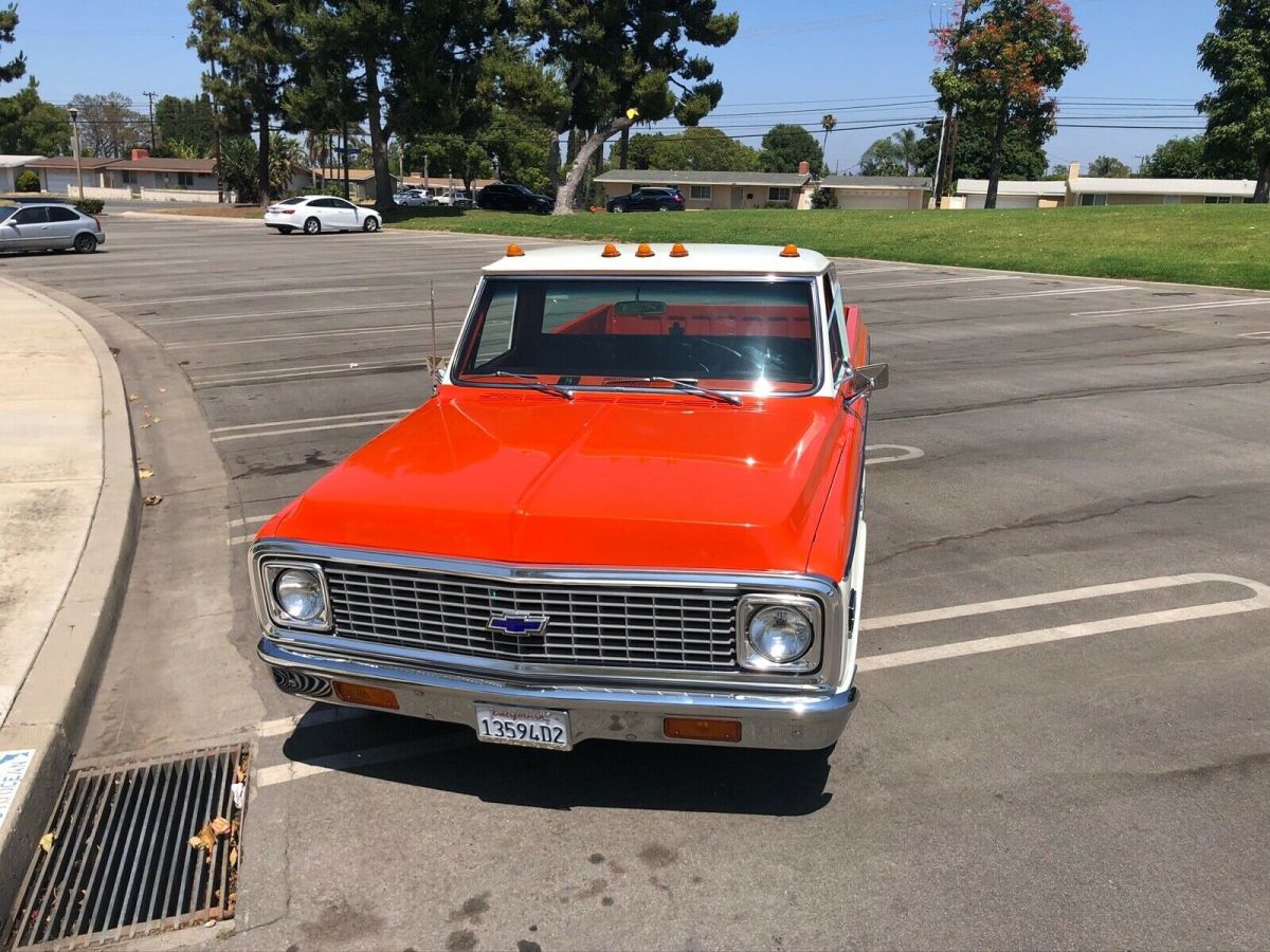 1971 Orange/White 2 Tone Chevrolet C-10 Standard Cab Pickup