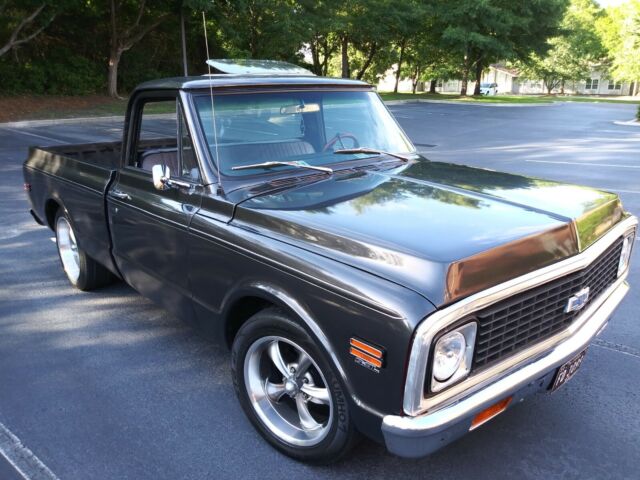 1971 Gray Chevrolet C-10 Standard Cab Pickup