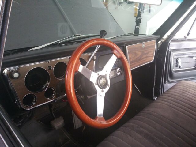 1971 Gray Chevrolet C-10 Standard Cab Pickup