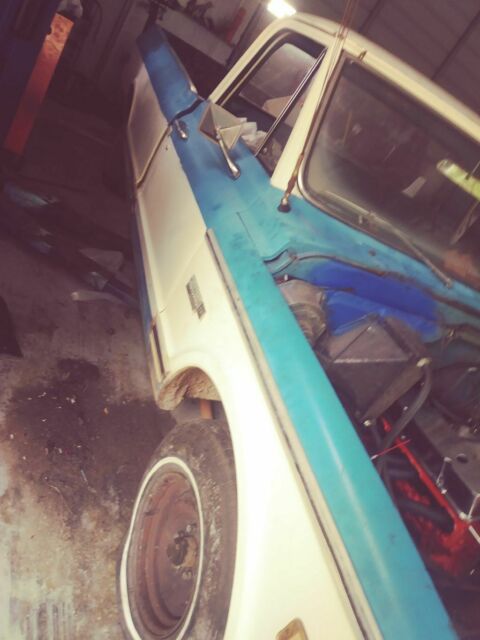 1971 Chevrolet C-10 Cab & Chassis