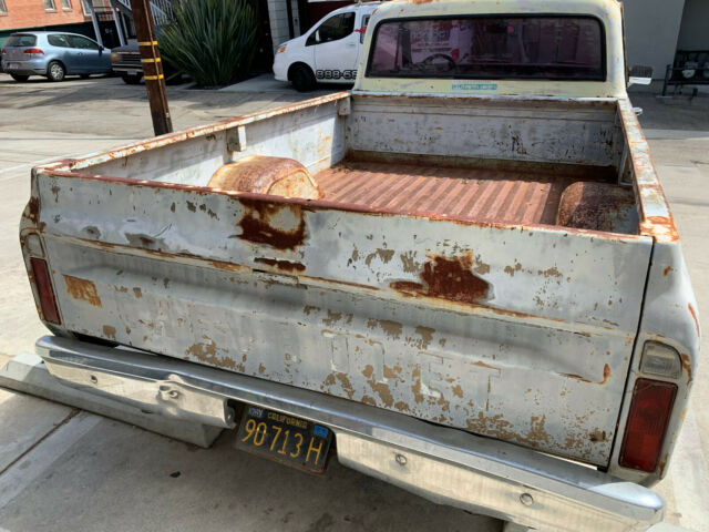 1971 Chevrolet C-10 Standard Cab Pickup