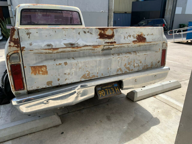 1971 Chevrolet C-10 Standard Cab Pickup