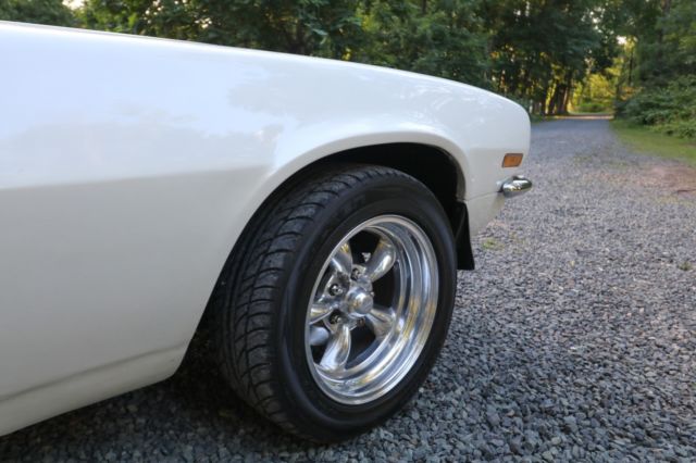 1971 White Chevrolet Camaro Coupe