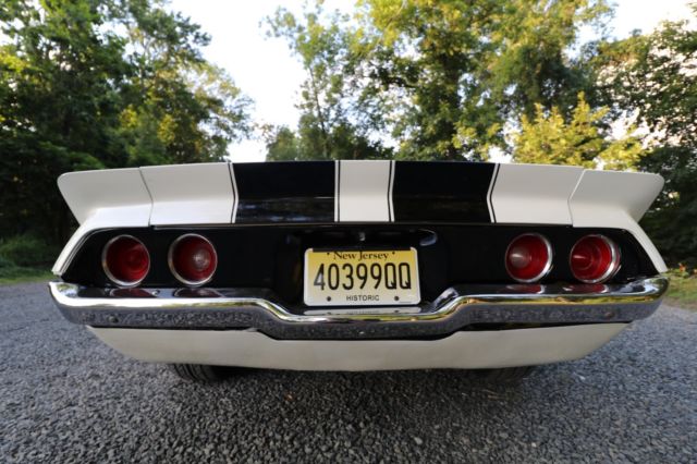 1971 White Chevrolet Camaro Coupe