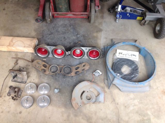 1971 Primer Chevrolet Camaro Coupe