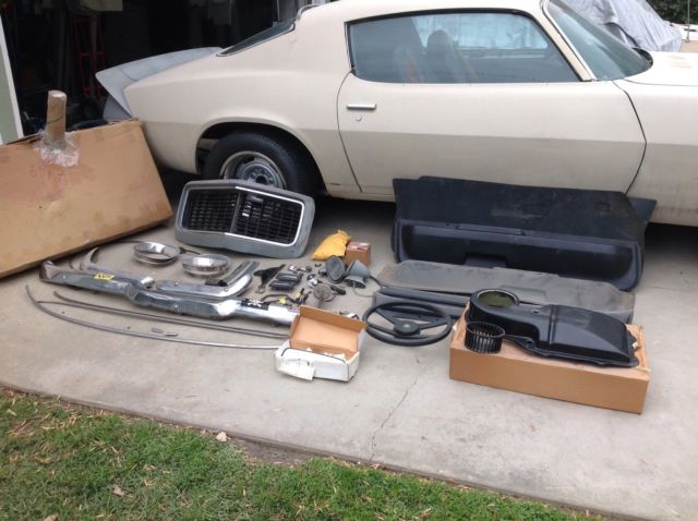 1971 Primer Chevrolet Camaro Coupe