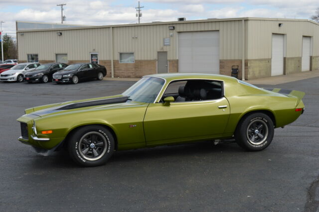 1971 Green Chevrolet Camaro