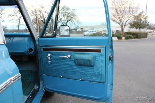 1971 Blue Chevrolet C/K Pickup 2500