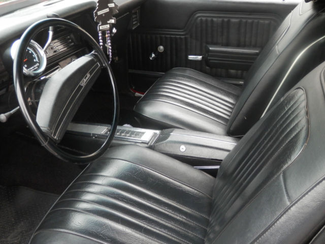 1971 Red Chevrolet Chevelle Coupe