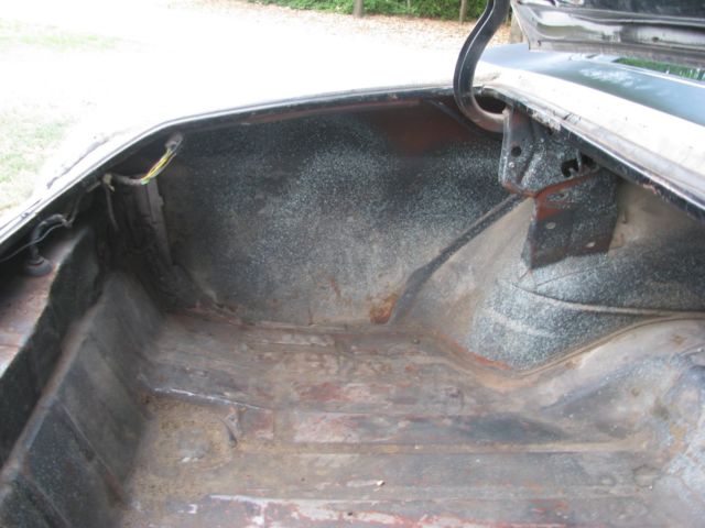 1971 White Chevrolet Chevelle Coupe