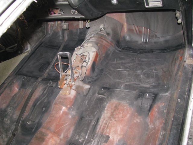 1971 White Chevrolet Chevelle Coupe