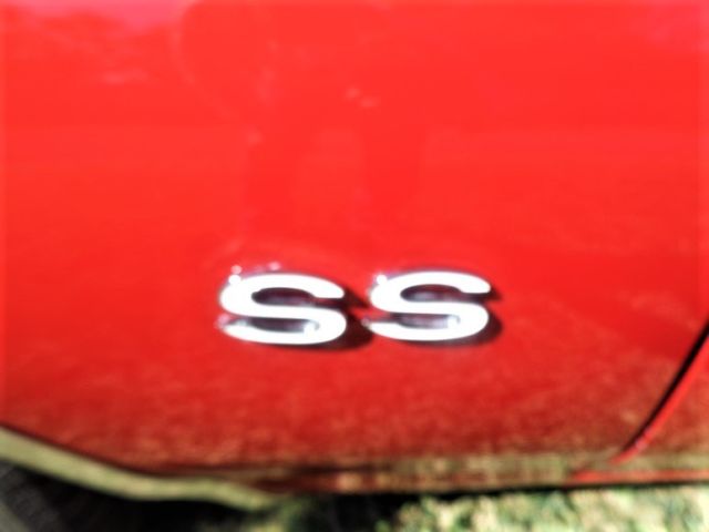 1971 red Chevrolet Chevelle coupe