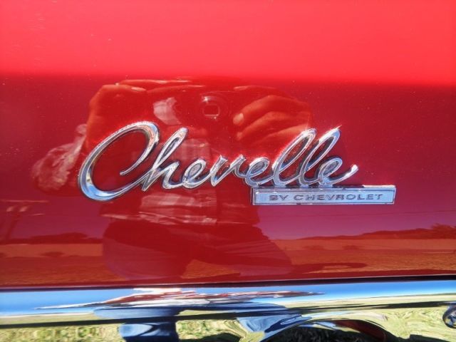 1971 red Chevrolet Chevelle coupe