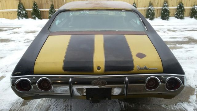 1971 Gold Chevrolet Chevelle Coupe