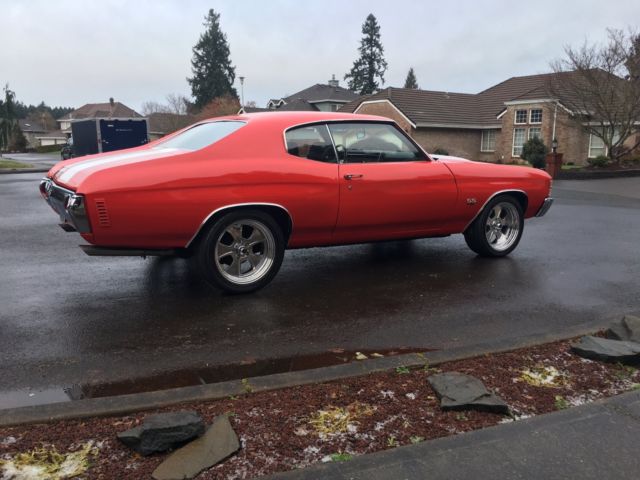 1971 Red Chevrolet Chevelle Coupe