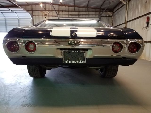 1971 Blue Chevrolet Chevelle Coupe