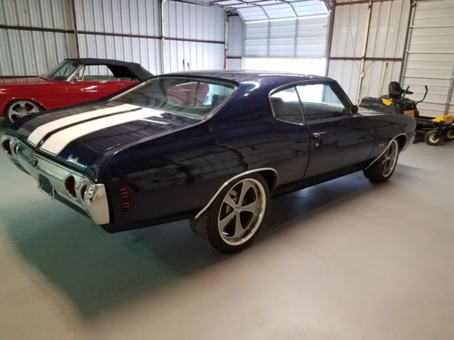 1971 Blue Chevrolet Chevelle Coupe