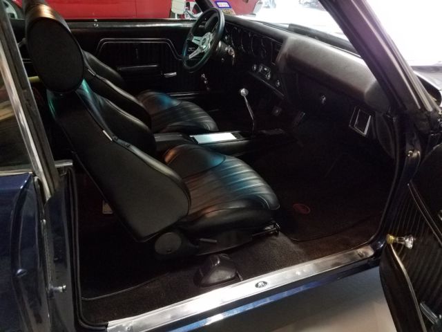 1971 Blue Chevrolet Chevelle Coupe