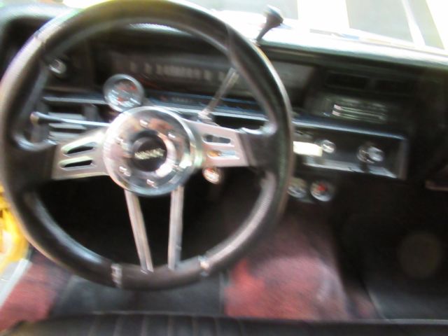 1971 Yellow Chevrolet Chevelle Coupe