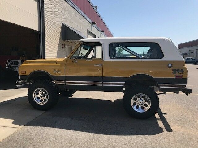 1971 Yellow Chevrolet Blazer SUV