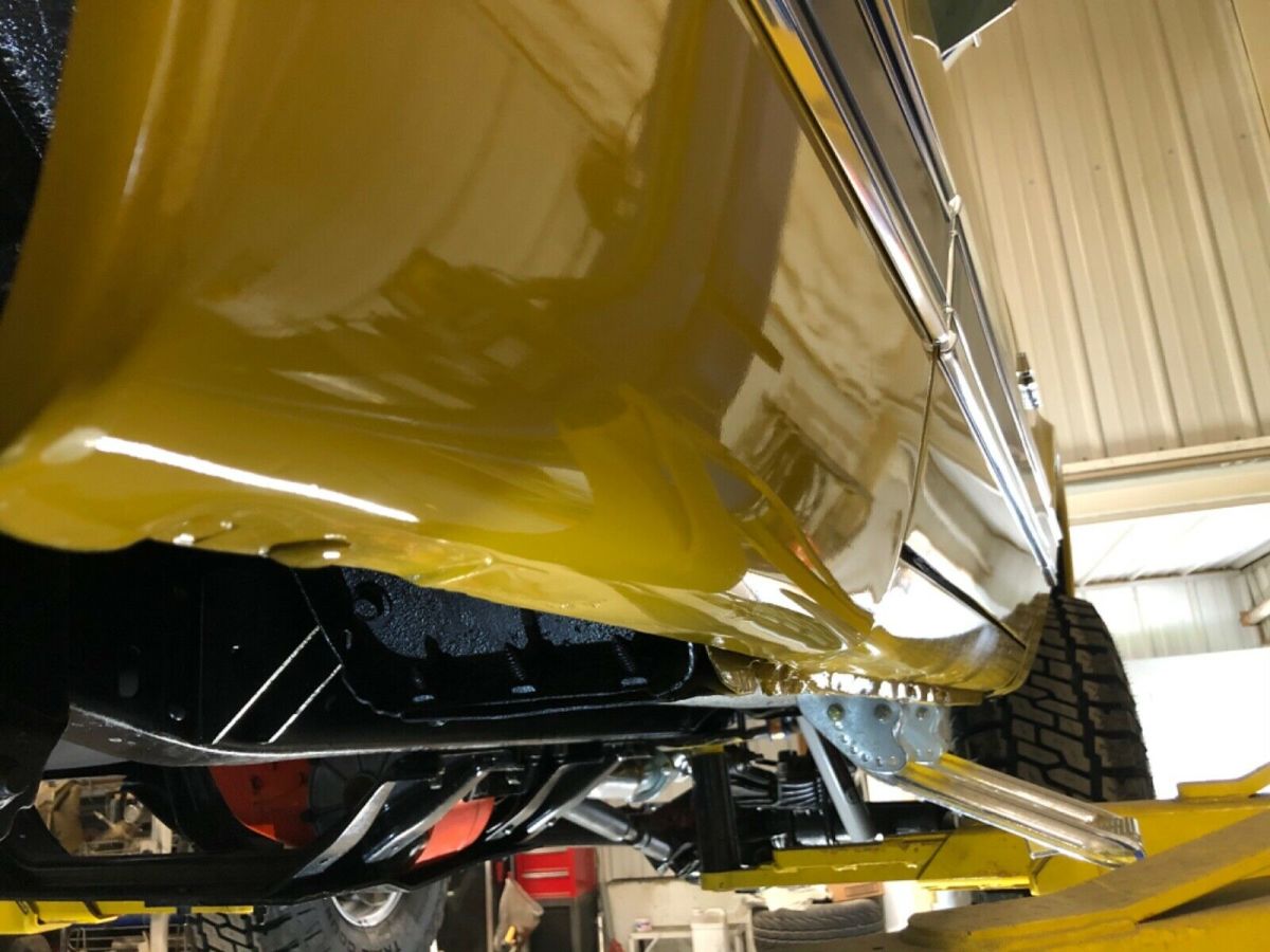 1971 Yellow Chevrolet Blazer SUV