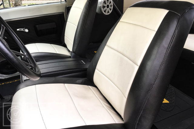 1971 White Chevrolet Blazer