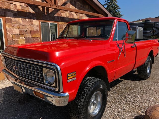 1971 Orange Chevrolet C-10 Standard Cab Pickup