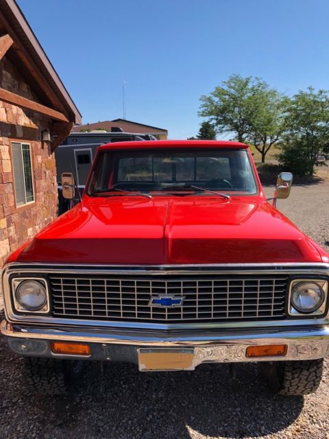 1971 Orange Chevrolet C-10 Standard Cab Pickup