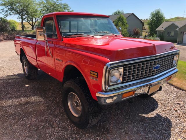 1971 Orange Chevrolet C-10 Standard Cab Pickup