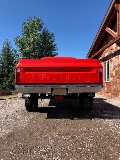 1971 Orange Chevrolet C-10 Standard Cab Pickup