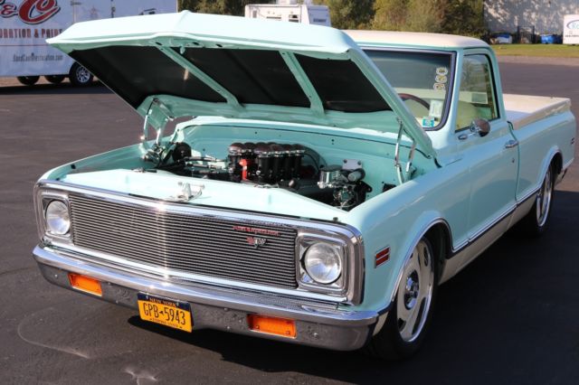1971 PPG Vibrance Pastel Green & Vanilla Shake Chevrolet C-10 Truck