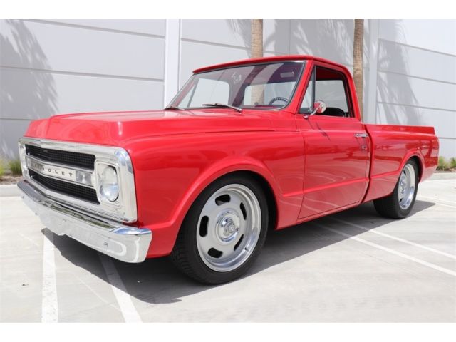 1971 Red Chevrolet C-10 --