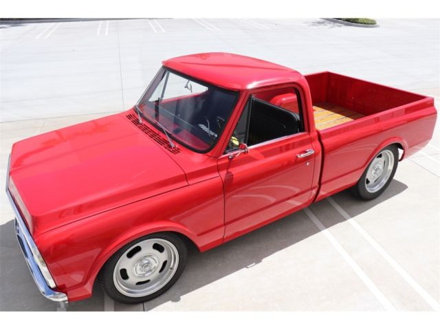 1971 Red Chevrolet C-10 --