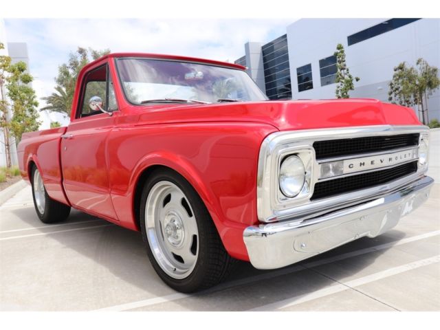 1971 Red Chevrolet C-10 --