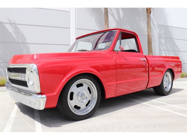 1971 Red Chevrolet C-10 --