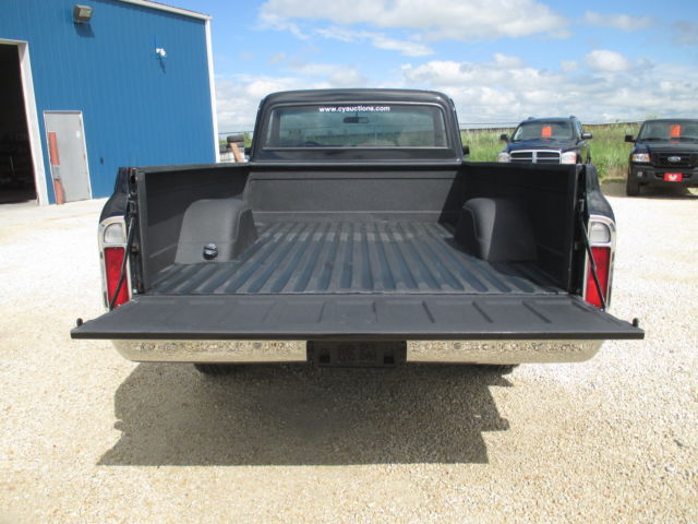 1971 Black Chevrolet C-10