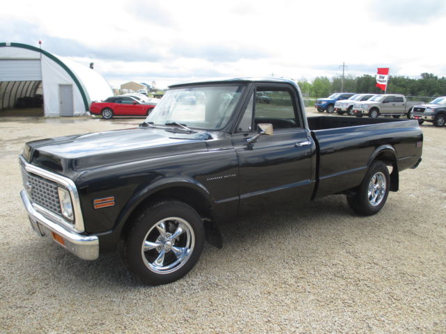 1971 Black Chevrolet C-10